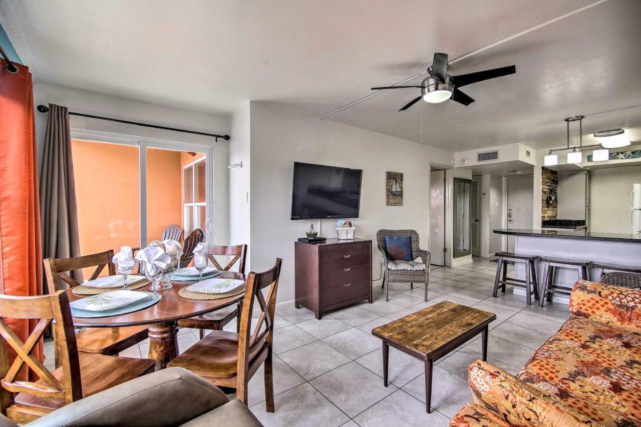 Beach Haven With Shared Amenities - Steps To Beach! サウス・パドリー・アイランド エクステリア 写真