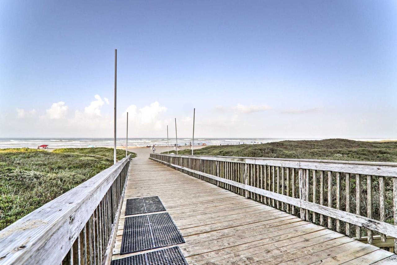 Beach Haven With Shared Amenities - Steps To Beach! サウス・パドリー・アイランド エクステリア 写真